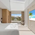 Penthouse With Pool By Costarentals - Ref 214 Apartment