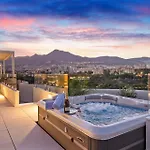 Penthouse With Pool By Costarentals - Ref 214 Apartment