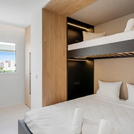 Penthouse With Pool By Costarentals - Ref 214 Apartament