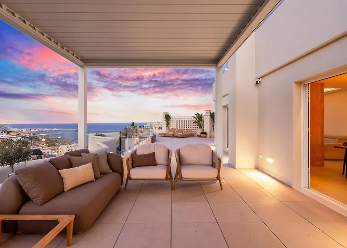 Penthouse With Pool By Costarentals - Ref 214 Apartament